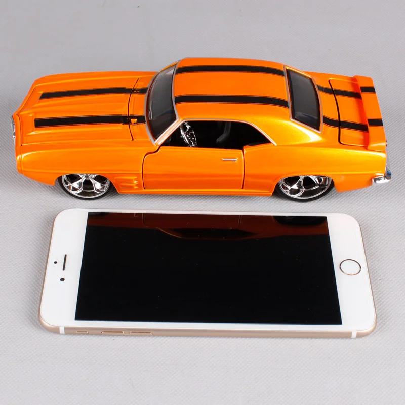 Maisto 1:24 1969 PONTIAC FIREBIRD литая модель автомобиля игрушка новинка в коробке бесплатная