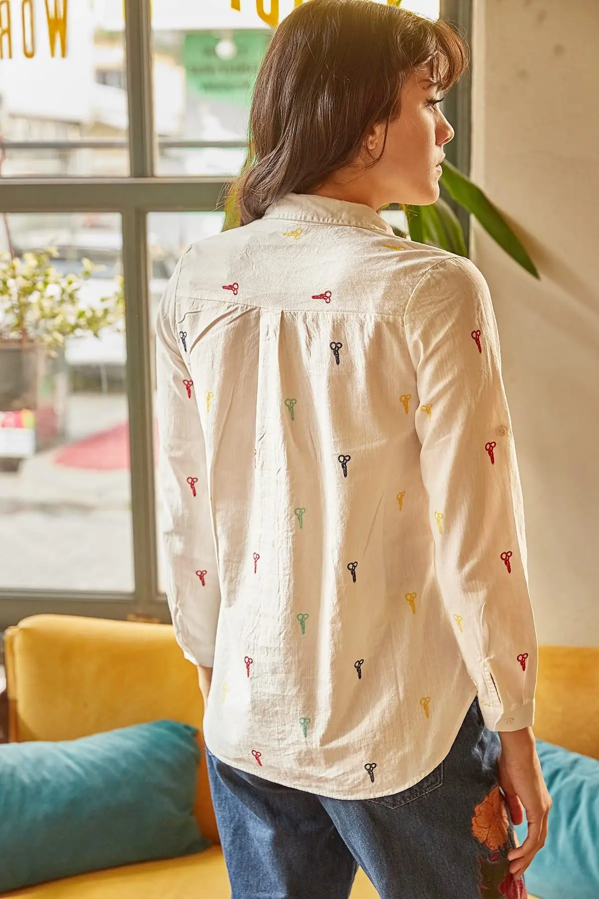 Ola Female Ecru Scissors Pattern Linen Shirt GML-19000179 |