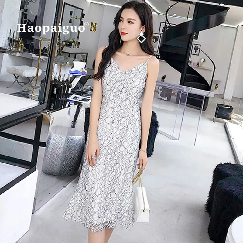 

Spaghetti Strap Sexy Lace Dress Women Sleeveless V-Neck Summer Dress Elegant Sexy Party Dresses Vintage Bandage Bodycon Dress