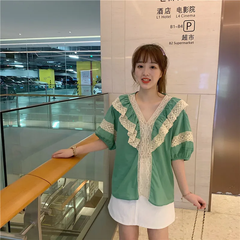 RUGOD New Arrival Women Stiching Shirt V-neck Half Lantern Sleeves Loose Lace Ruffles Blouse Sweet Temperament Mujer Blusa