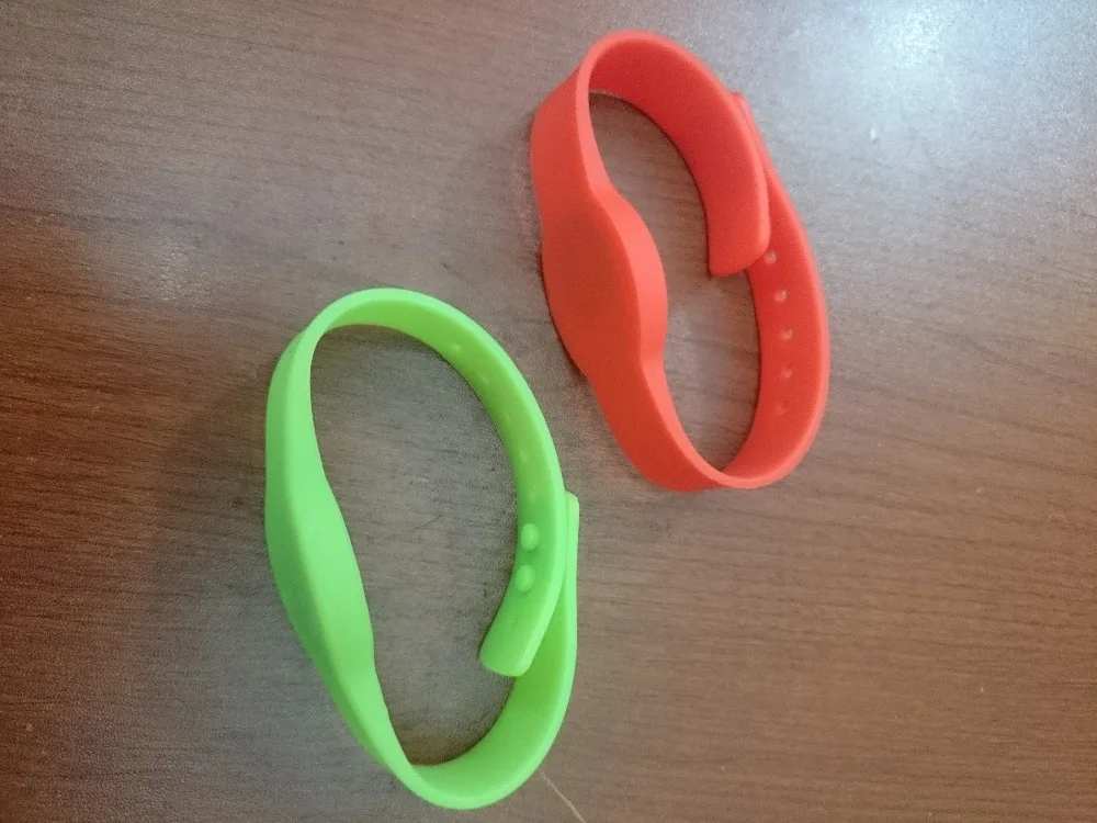 Оптовая продажа 915 МГц UHF силиконовый браслет RFID для бассейна|silicone rfid wristband|rfid