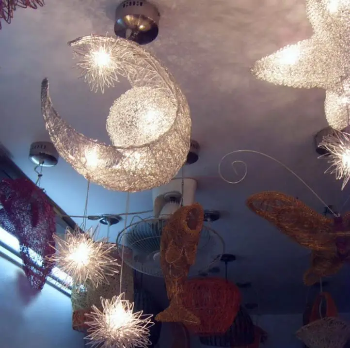 Потолочные светильники Современная подвесная светодиодная люстра в виде луны и