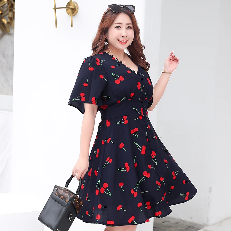 Женское винтажное платье вишни летнее шифоновое с v-образным вырезом и принтом