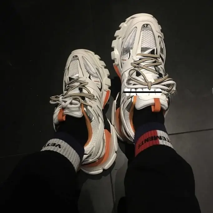 Удобная мужская модная спортивная обувь Весенняя уличная женские