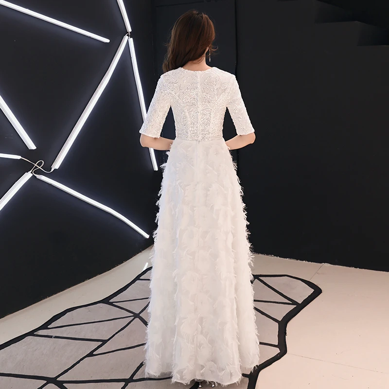 Weiyin белое длинное вечернее платье А-силуэта с круглым вырезом рукавами до локтей