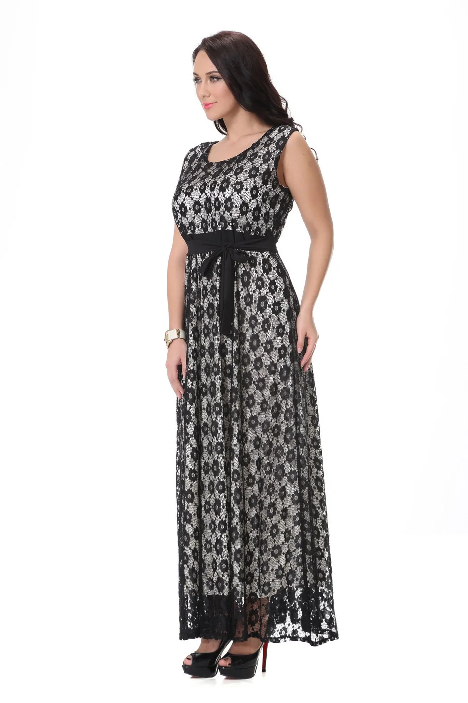 Женское кружевное вечернее платье Черное длинное макси в украинском стиле