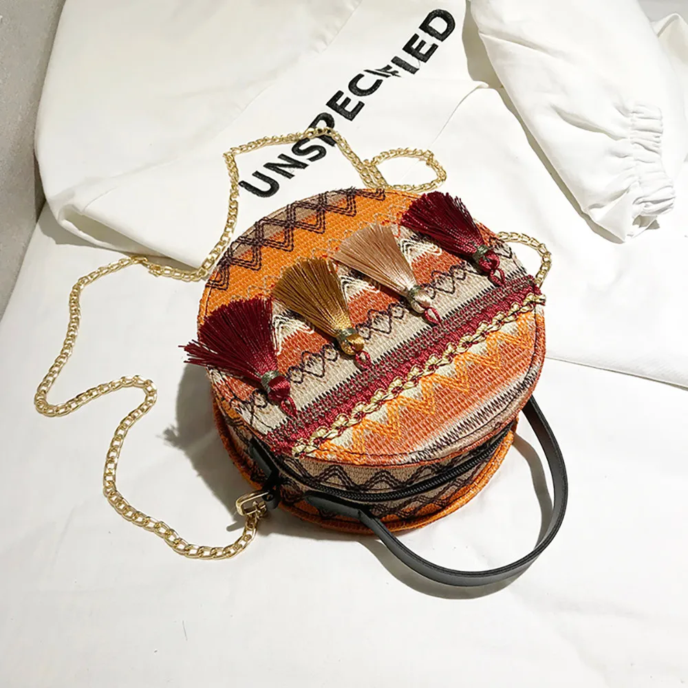 Женская сумка через плечо маленькая круглая с кисточкой и цепочкой 2019|Сумки