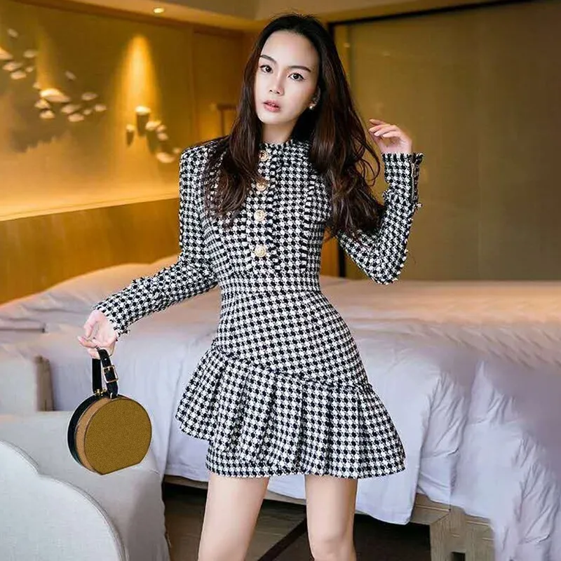 TWOTWINSTYLE Plaid Womens Dress Zipper Button High Waist Long Sleeve Patchwork Ruffle Dresses Female Fashion Streetwear 2018 New | Женская