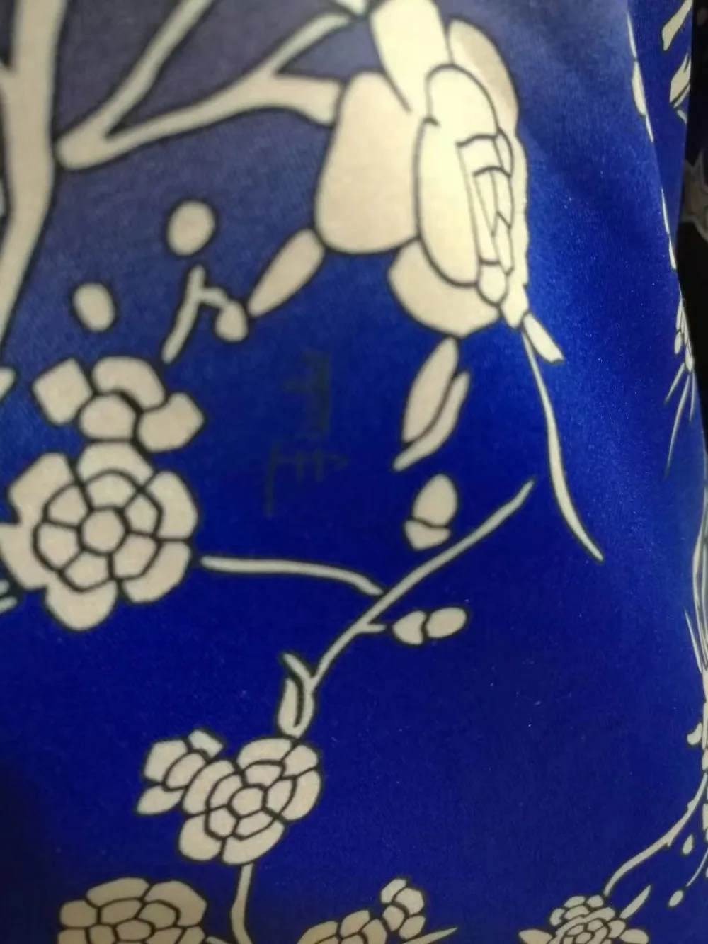 Женское стрейчевое платье из джерси дизайнерское брендовое с длинными рукавами