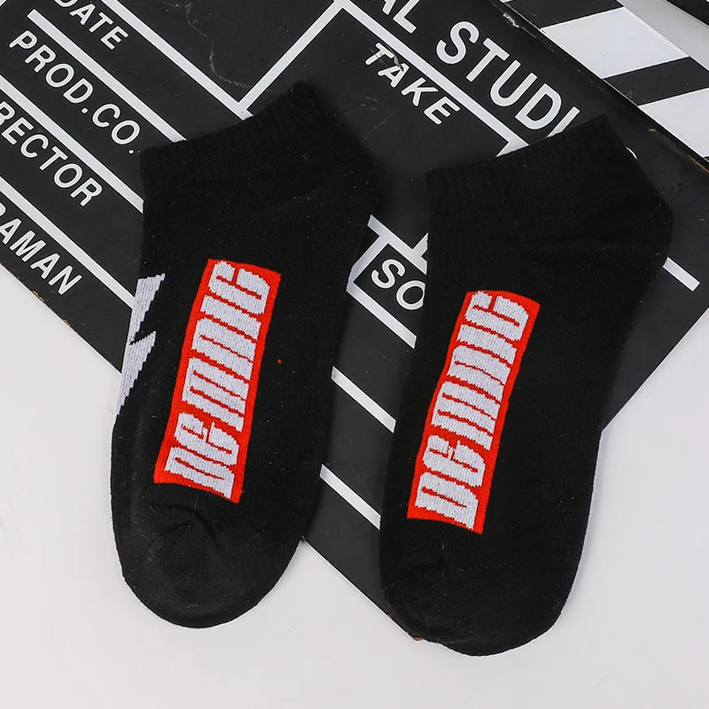 New Fashion Harajuku Men's Socks Long Crew Cotton hip hop Cool Funny Skate personality lightning letter Casual Men socks | Мужская