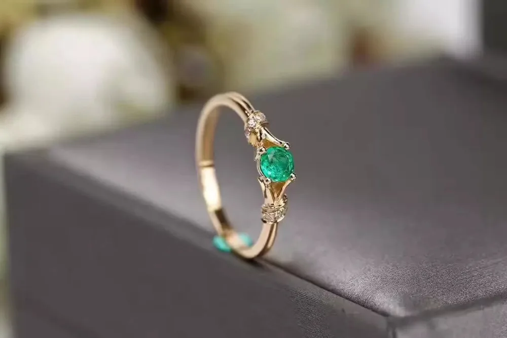 Женское кольцо из серебра 925 пробы с натуральным изумрудом 4 х4 мм|fine jewelry|gemstone