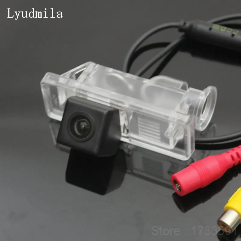 Автомобильная интеллектуальная динамическая траекторичная камера заднего вида