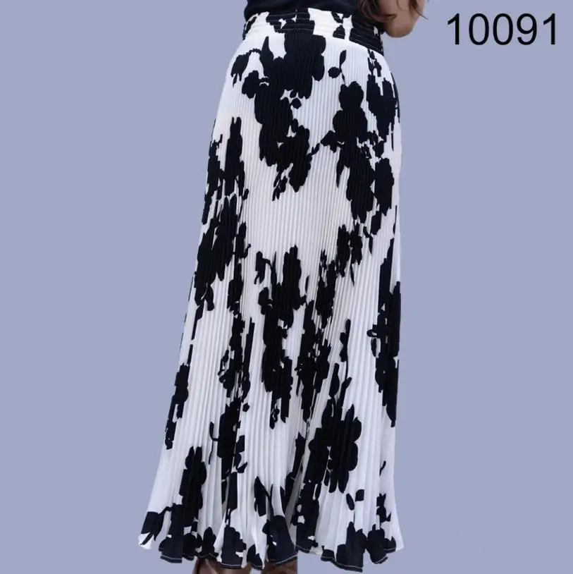 

2018 Summer fashion White Color Floral print Large Swing chiffon Pleated Skirt Women high waist Bohemian Beach casual Skirt L967
