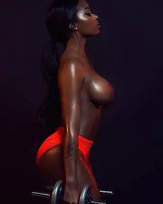 Черный треугольный купальник новинка 2016 пикантный женский купальный костюм