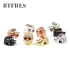 BTFBES череп с красными глазами белые циркониевые мозаичные медные бусины 2 шт. блестящие свободные бусины для изготовления ювелирных изделий браслетов ожерелий DIY аксессуары