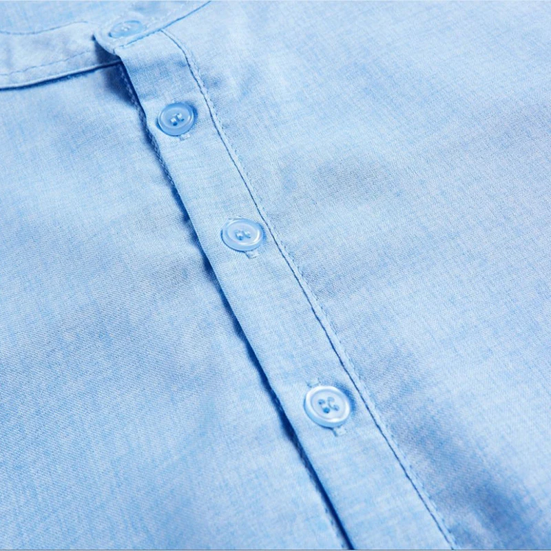 Мужские повседневные рубашки с длинным рукавом на осень и весну белые синие