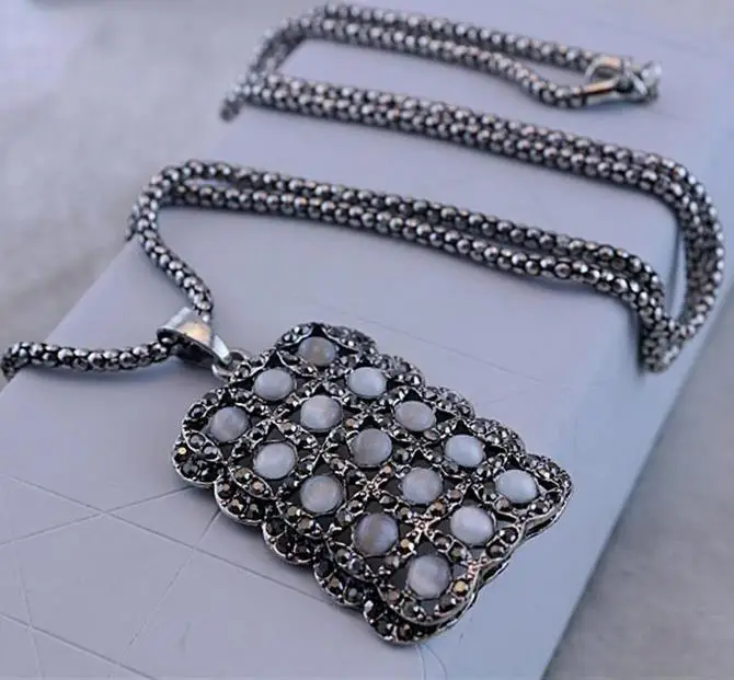 Opal Crystal Square Pendant Long Popcorn Chain Necklaces for Women Fashion Sweater Jewelry Free Shipping | Украшения и аксессуары