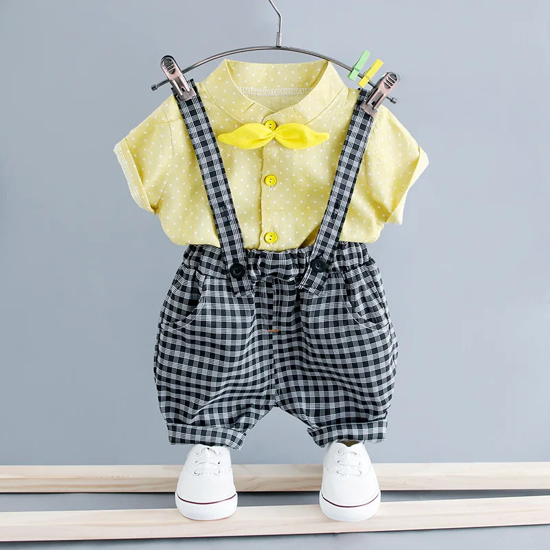 Summer models 0-3 years old boy summer new short-sleeved cotton shirt bib two-piece suit generation hair |