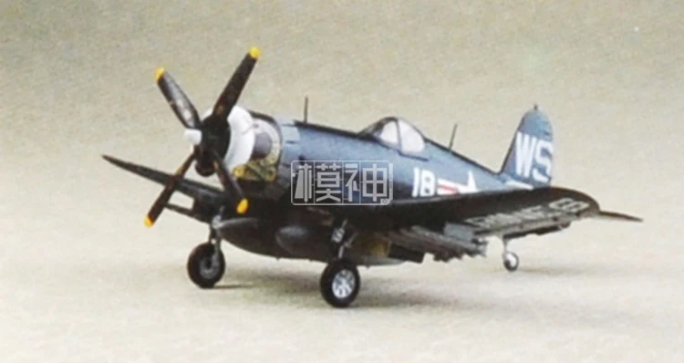 1:72 Второй мировой войны США F4U-4 пиратского Истребитель Военный Самолет авиации
