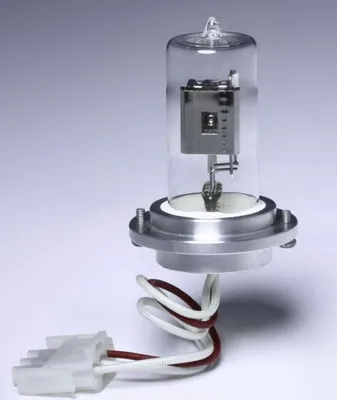 

Для замены УФ ксеноновой лампы Agilent 8453 8452