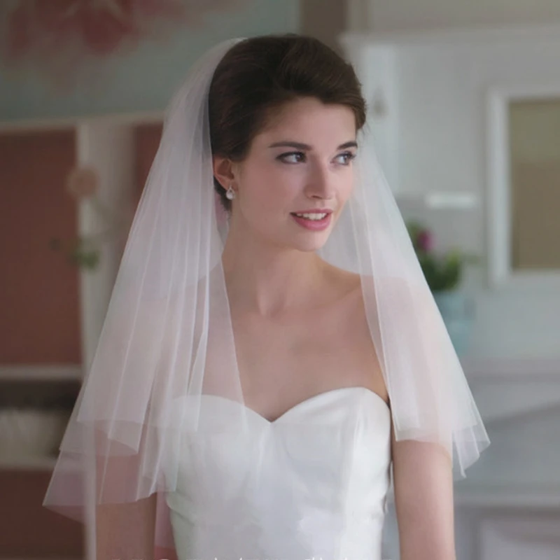 

2019 Short Veil With Comb Wholesale Simple Tulle Wedding Veils Two Layer Bridal Accesories White Wedding Veil ACCESSORIES OV100
