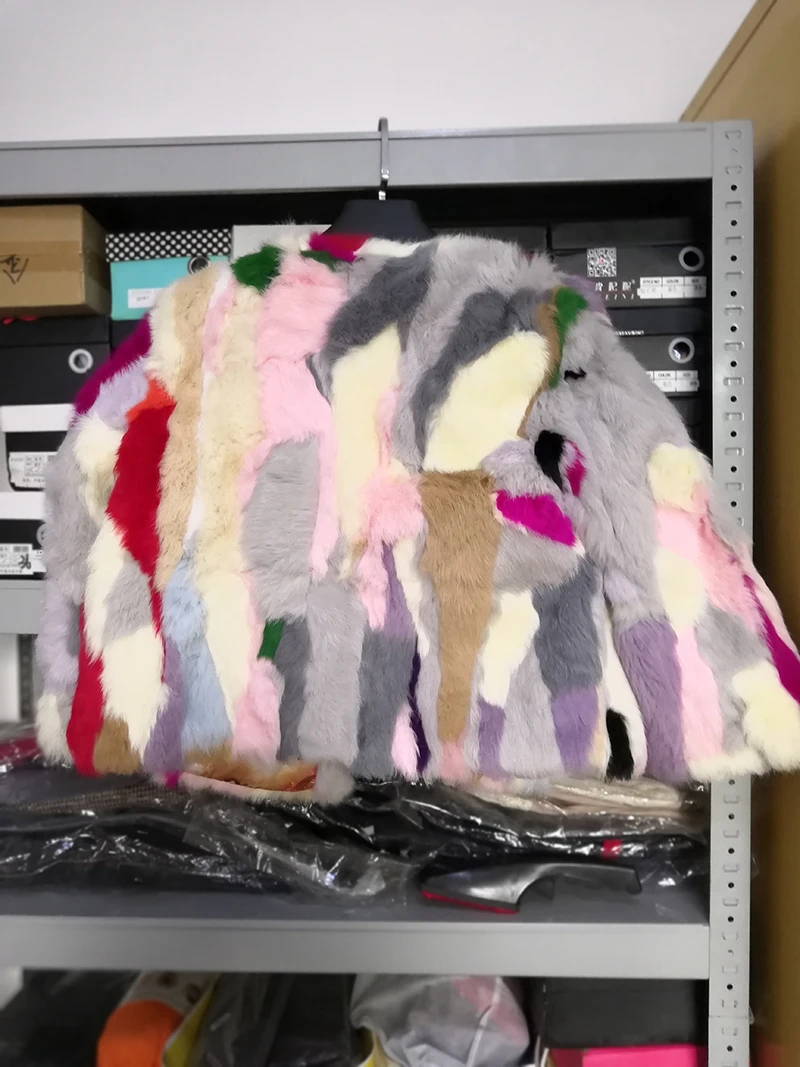 Женское короткое пальто из кроличьего меха с разноцветными рукавами, пальто с рукавом три четверти, толстые теплые куртки с круглым вырезом, уличная мода