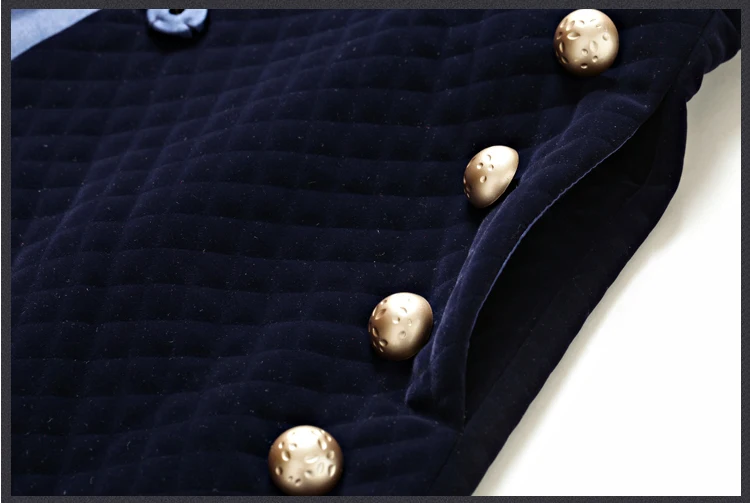 Осень зима 2021 платья темно синее однобортное приталенное платье с длинным