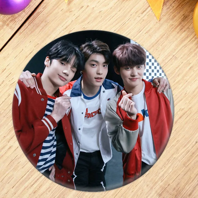 Kpop TXT TOGETHER альбом значок брошь булавки коллекция Значки для рюкзаков украшения