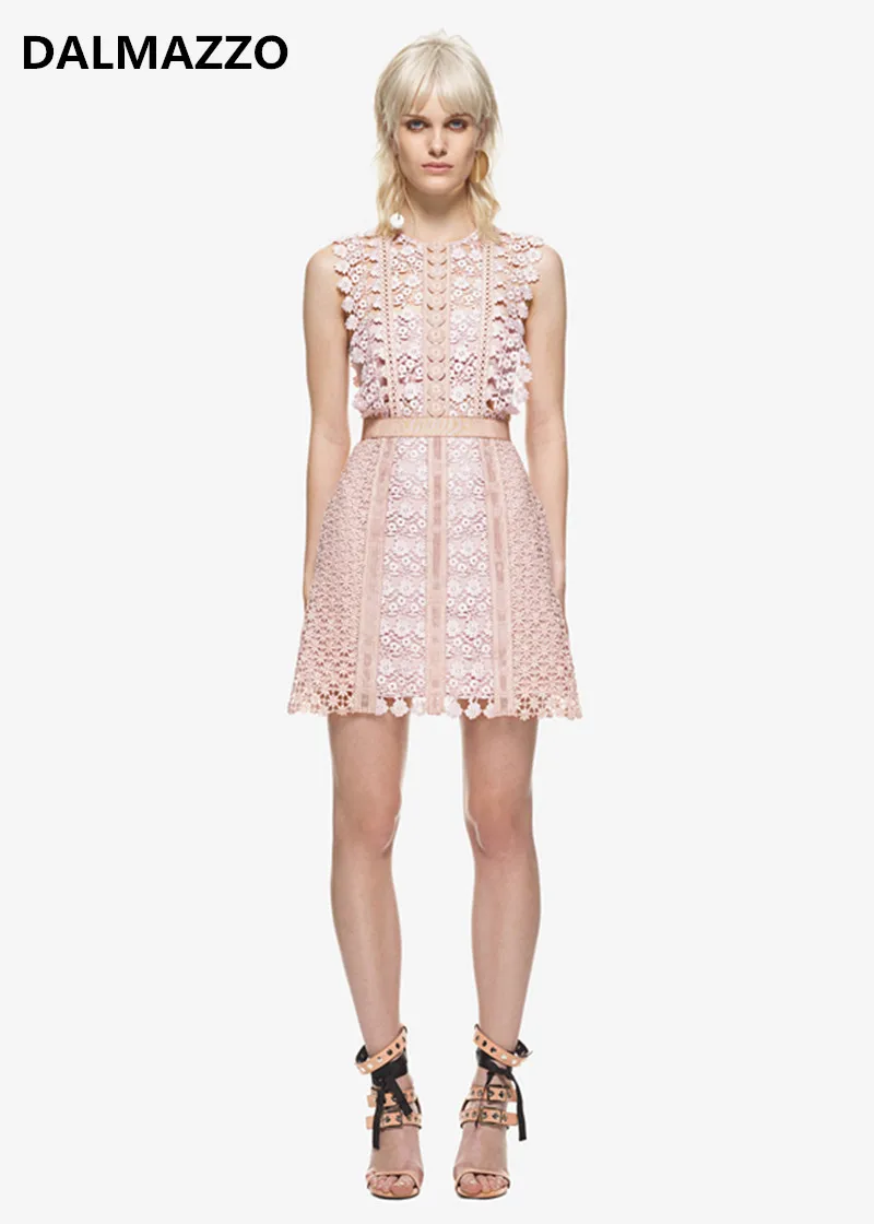 

Женское кружевное мини-платье без рукавов, подиумное дизайнерское облегающее розовое ажурное платье с завышенной талией, лето 2023
