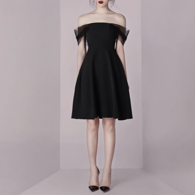 Женское платье с открытыми плечами Max Spri черное Сетчатое вечернее ТРАПЕЦИЕВИДНОЕ