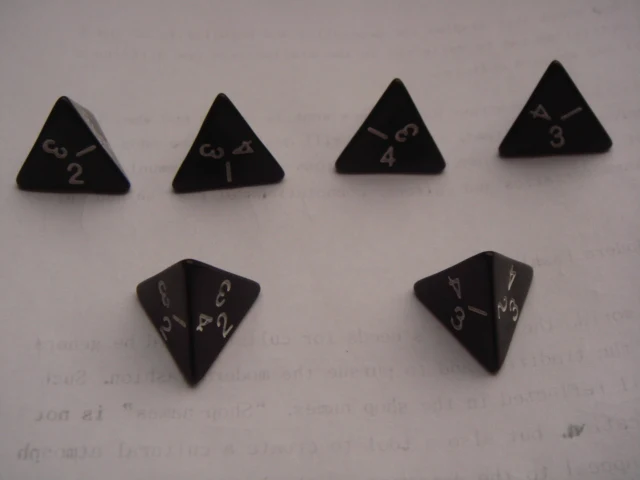 4 кости для лица/D4 кости/треугольные из полиэдра | Спорт и развлечения