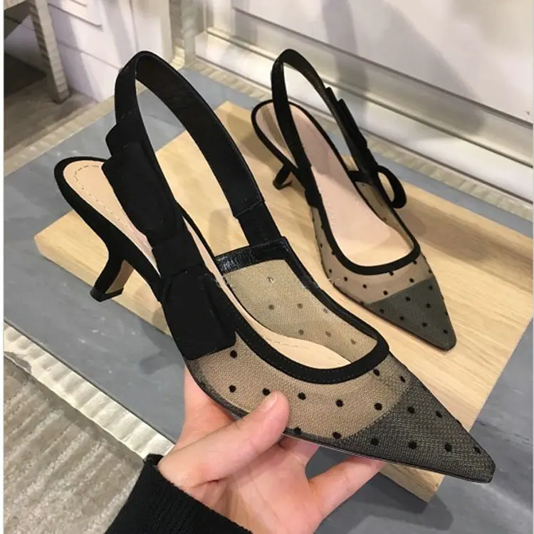 Black-heel heigh 6cm Модная пикантная женская обувь на высоком каблуке; черные босоножки с воздухопроницаемой сеткой; женские босоножки на тонком каблуке - Цвет: Black-heel heigh 6cm