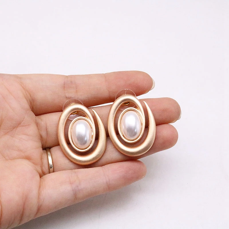 

Geometric Elegant Cute Pearl Fashion Earring Birthday Gifts For Women Girls