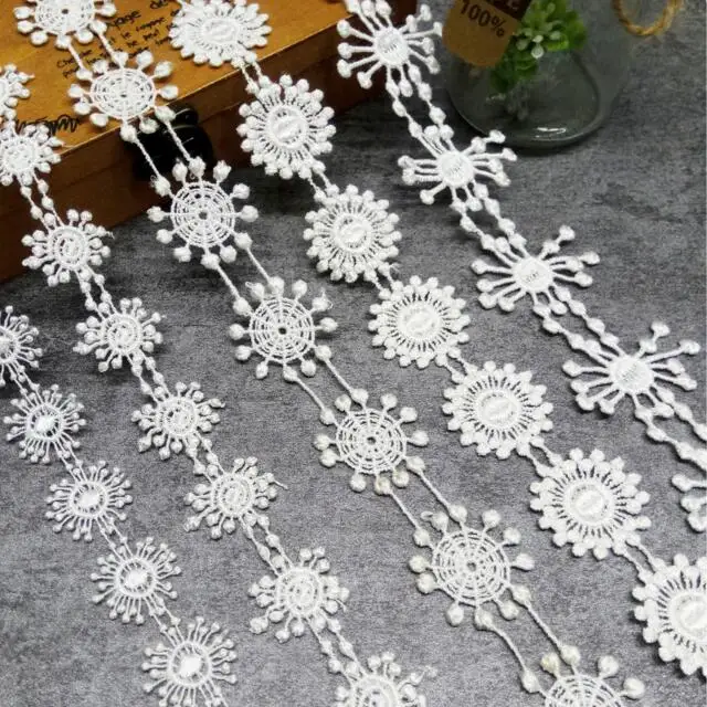 

30yards Polyester Embroidered Flower Lace Trim Wedding DIY Water Soluble Lace Ribbon Handmade Sewing Accessories Supplies Crafts