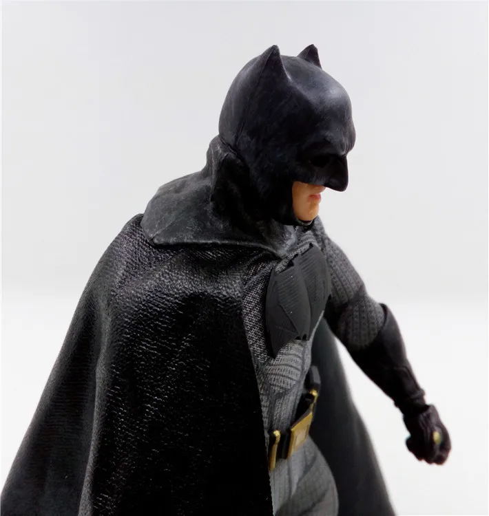 

DC Batman Action Figure One:12 Collective Toys