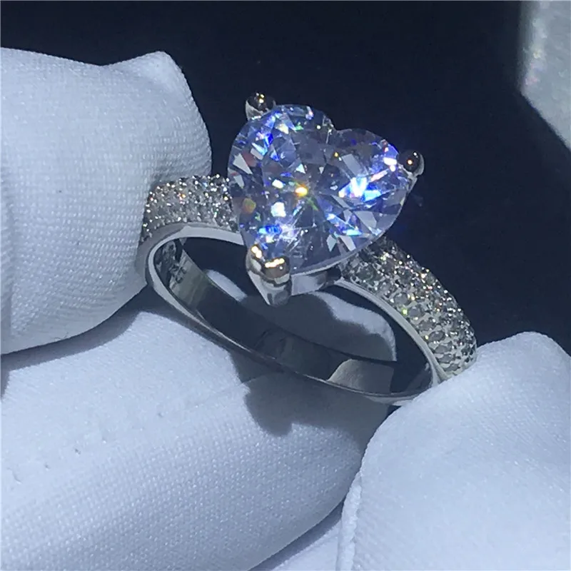 Ручной работы ювелирные изделия с камнем-солитером 925 Серебряное кольцо Сона 2ct 5A