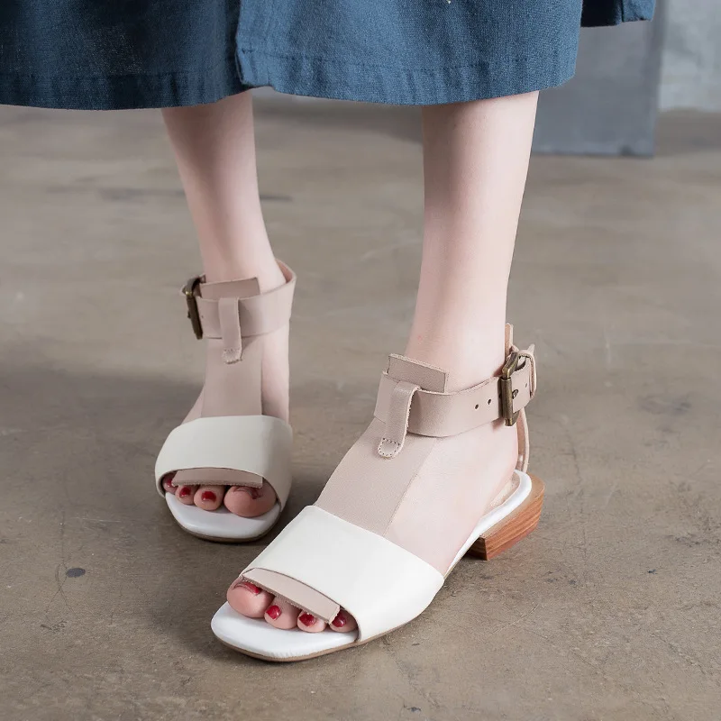 Женские кожаные сандалии Летняя обувь с открытым носком на плоской подошве в