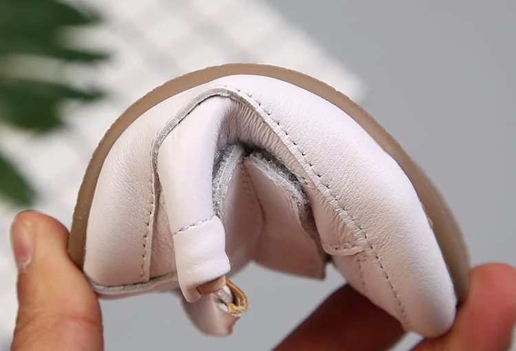 Claladoudou Toddler Baby Genuine Leather Shoes Newborn Baby Boys Girls Pure White Shoes Infant Toddler Soft Anti-slip Shoes 0-2Y