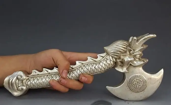

Редкие бронзы, посеребренный топор, украшение семьи