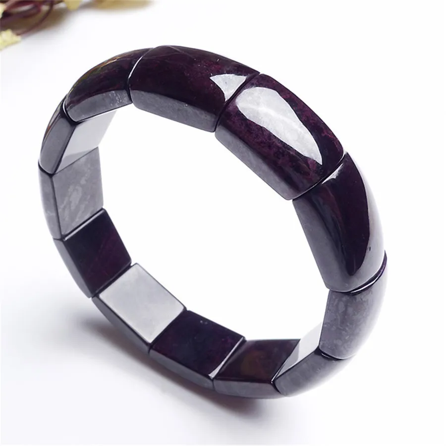 Рисунок 4 - Женский браслет из натурального камня