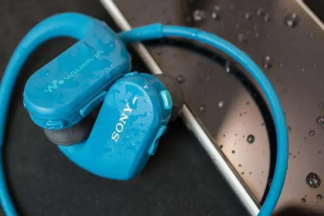 SONY NW-WS413 водонепроницаемый плавательный Бег mp3 музыкальный плеер гарнитура интегрированные аксессуары Водонепроницаемый SONY WS413 Walkman