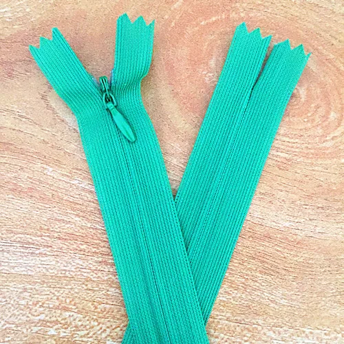 Зеленый 10 штук;#3 28-60 см(11/12/14/16/18/20/24 дюйма) нейлоновая Скрытая застёжка-пачка из мягкого фатина катушки для вшивания(если вам это необходимо, пожалуйста, выберите - Цвет: Зеленый