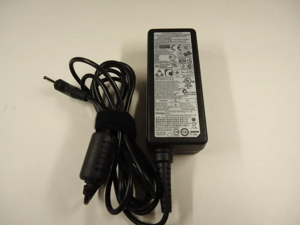 

100% NEW Original FOR Tablet XE700T1C XE500T1C Notebook 12 V 3.33A A12-040N1A AD-4012NHF Power adapter 1 warrantly