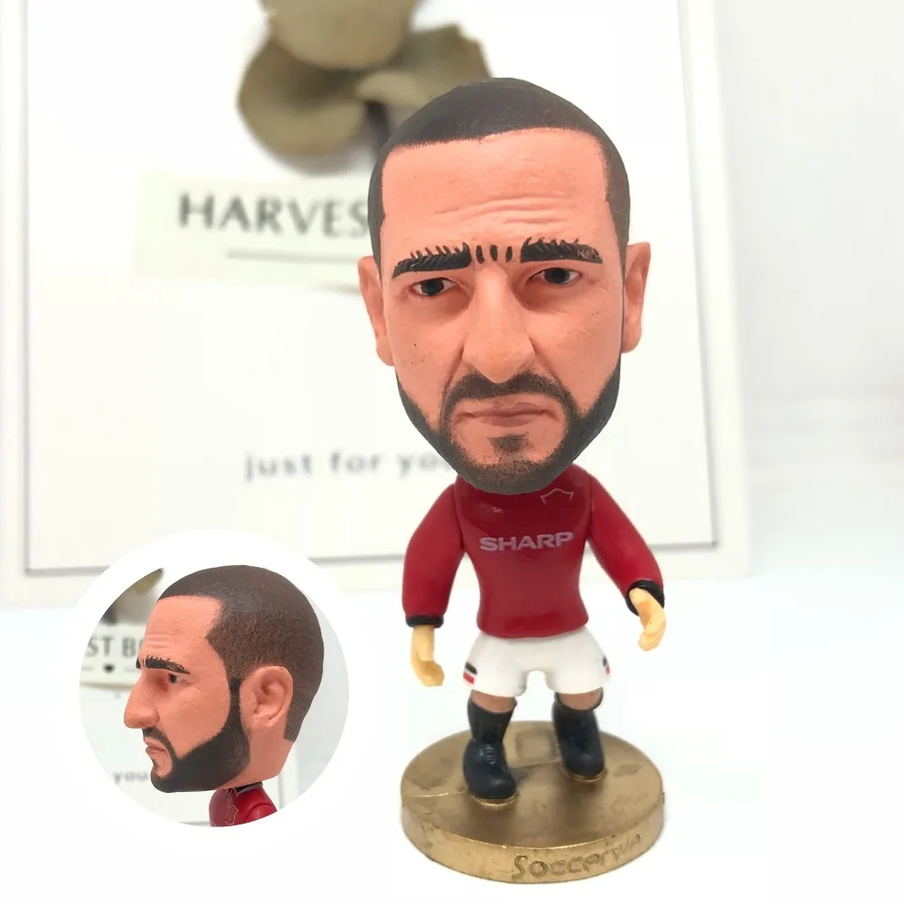 

Stars Cantona 7# Red Movable Joints Resin Collectible Model Toy Action Figure