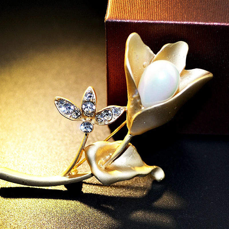 Broche zhen томоми достойно Повседневное Симпатичные Элегантные цветы моделируется
