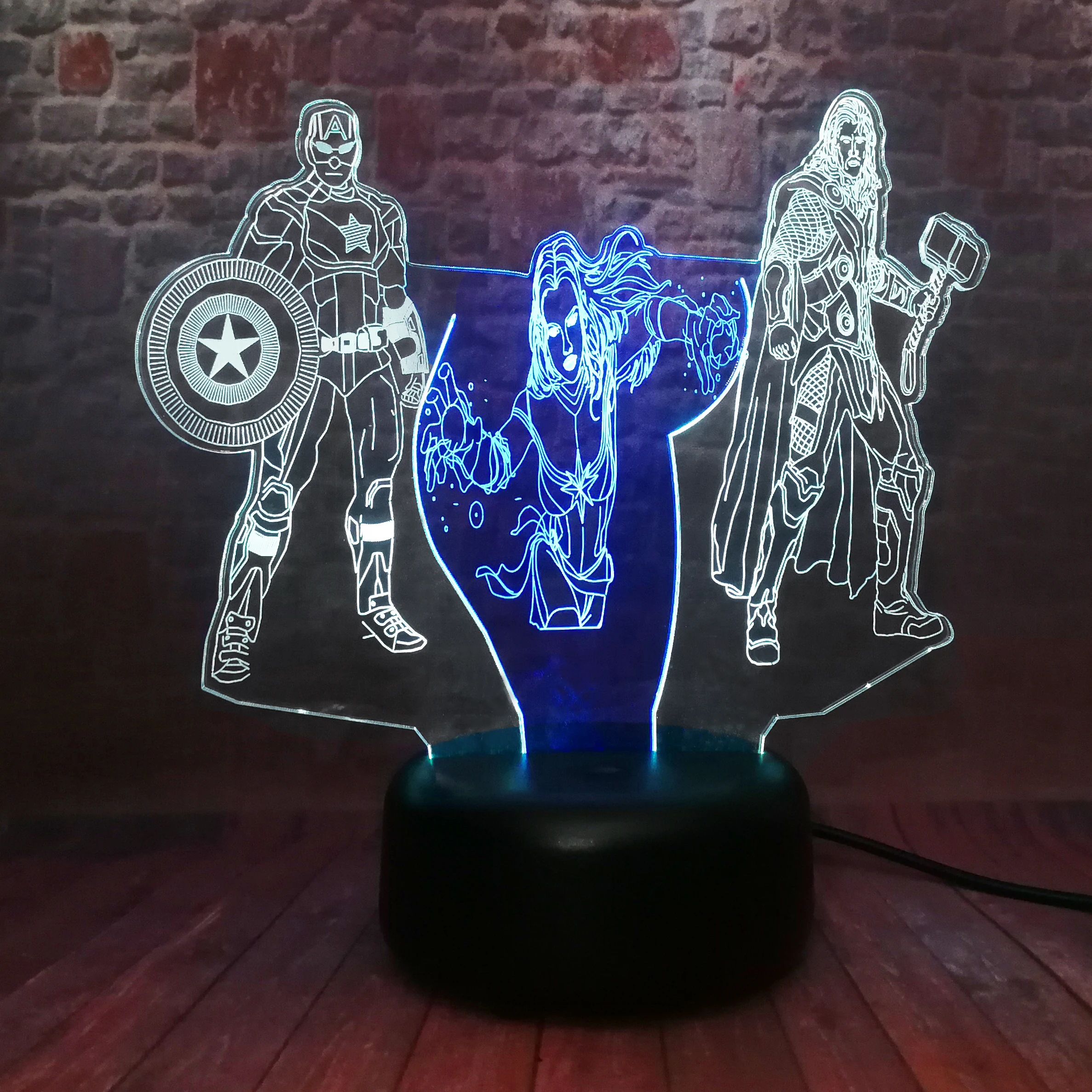 Коллекция Фильмов Marvel 3 героя легенды фигурка Капитан Америка Марвел Тор USB