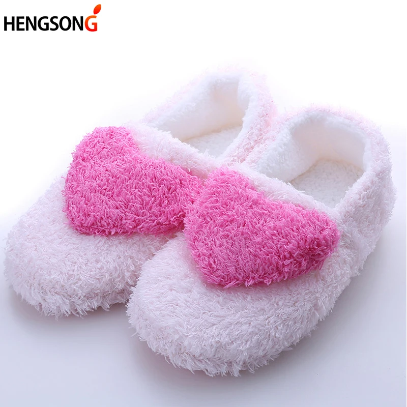 Симпатичные женские домашние мягкие тапочки с подошвой удобные туфли украшением