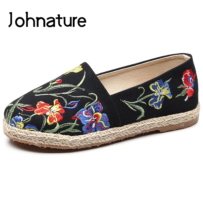 Женские туфли ручной работы Johnature из хлопка и льна с цветочной вышивкой без