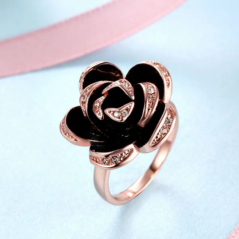Женское кольцо с розовым золотом 18 карат и черным камнем|women rings|white gold18 k |