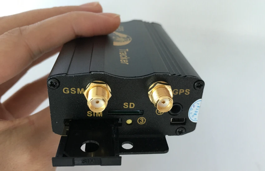 Автомобильный GPS трекер TK103A с GSM сигнализацией слот для sd карты противоугонное